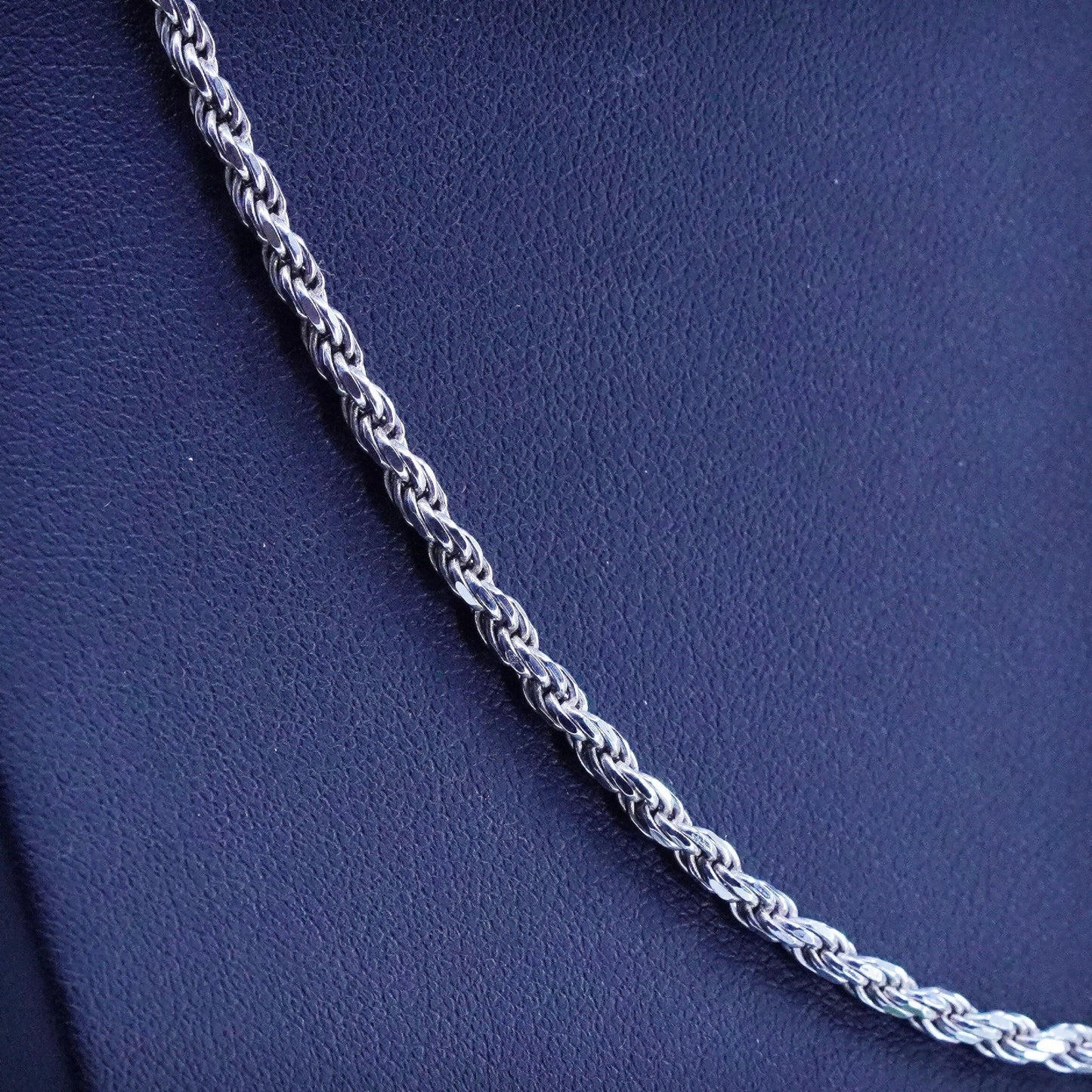 18”, 3mm, vintage Sterling silver necklace, Italy 925 diamond rope chain