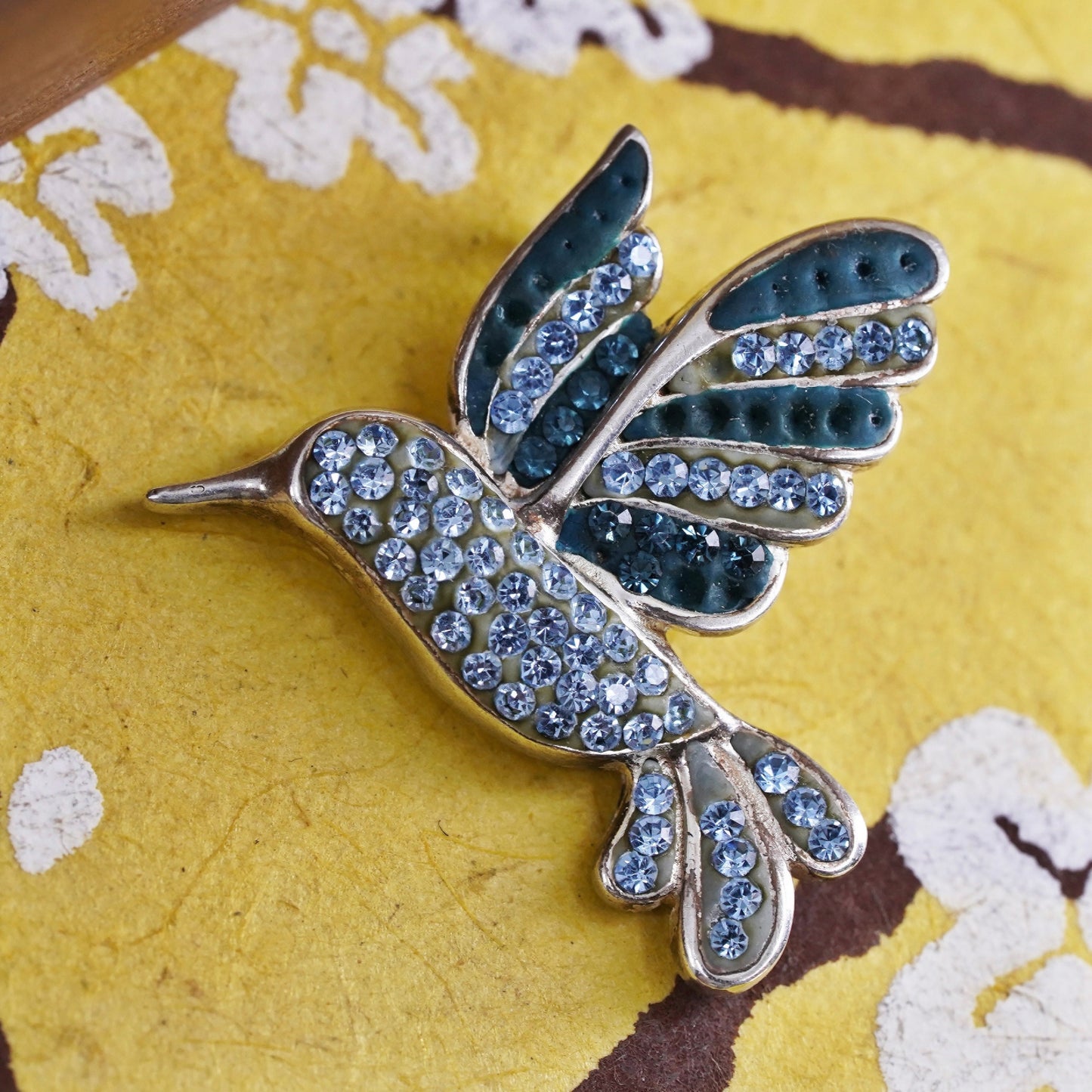 Vintage Sterling 925 silver hummingbird pendant with cluster blue crystal inlay