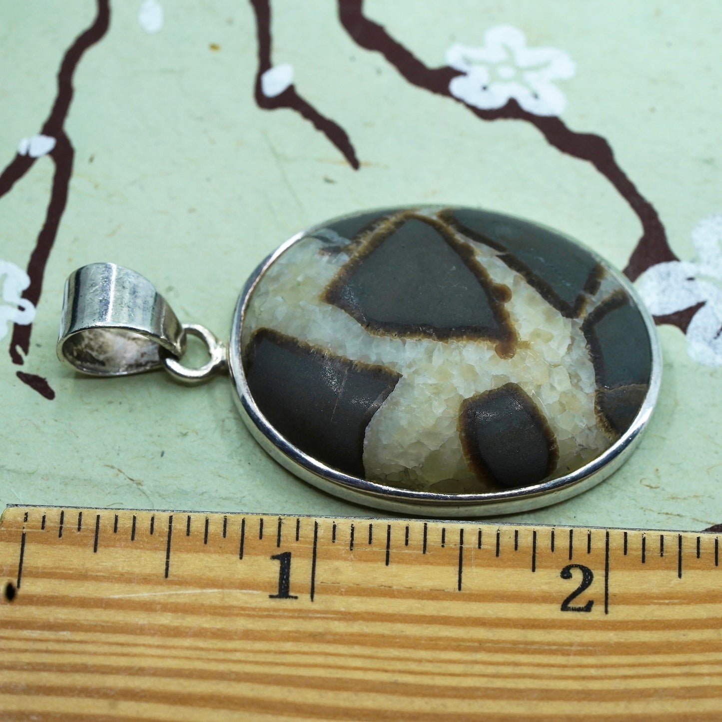 Vintage southwestern sterling silver 925 handmade oval pendant with agate