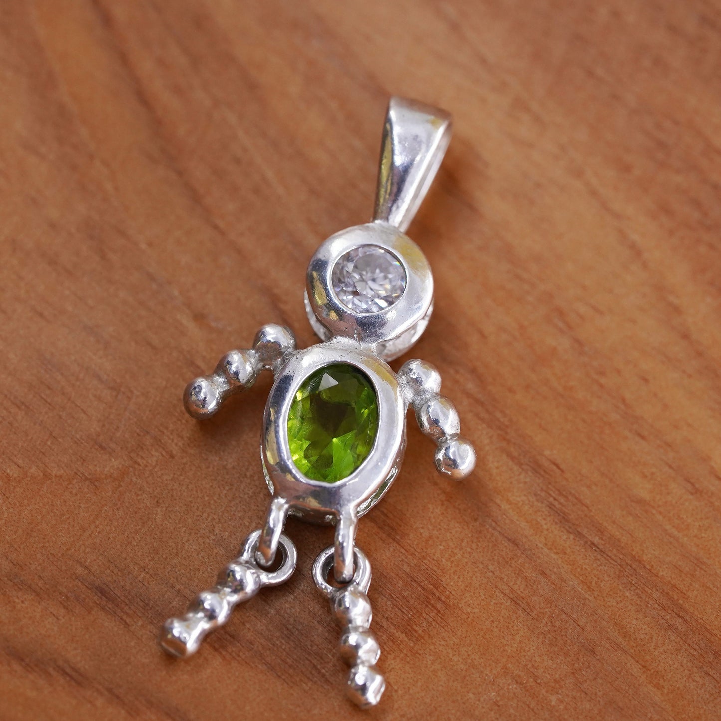 VTG Sterling 925 silver handmade birthstone pendant peridot, baby boy figure