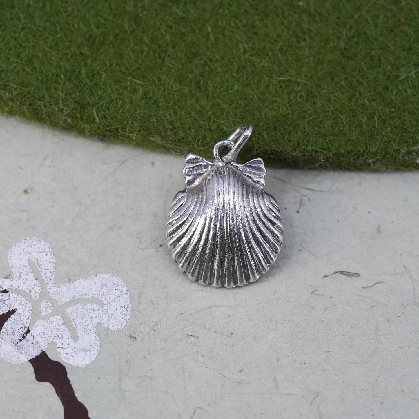 Vintage sterling silver handmade shell pendant, 925 charm