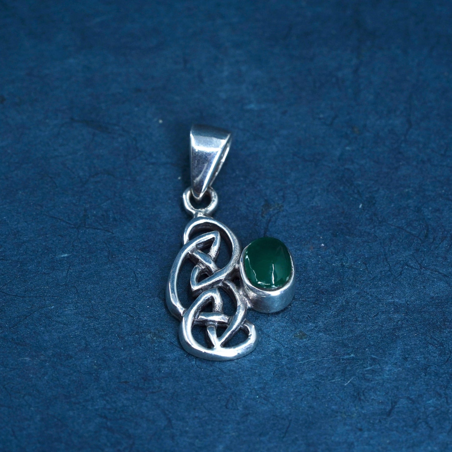 Irish Sterling silver handmade pendant, 925 Celtic knot charm with jade