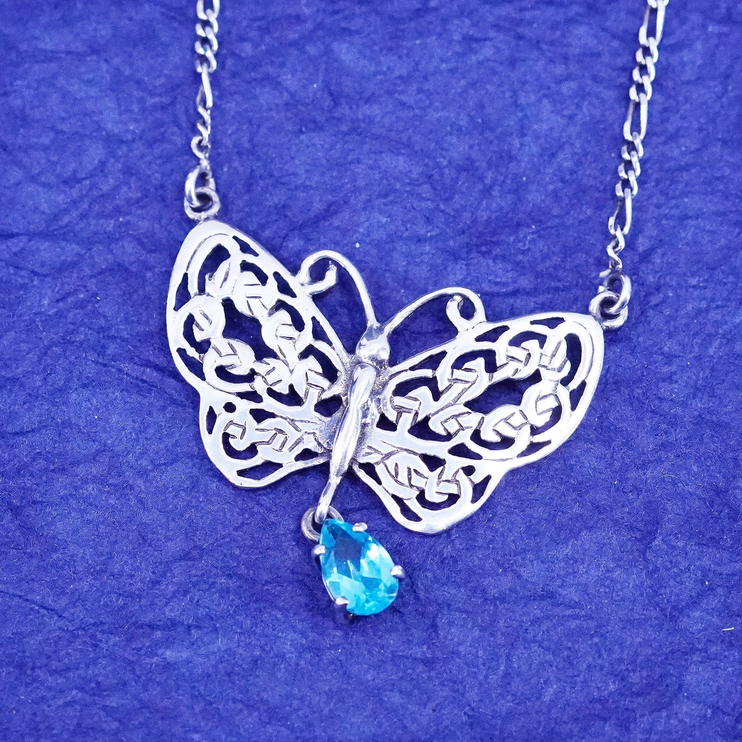 18+2”, Sterling 925 silver figaro necklace w/ filigree butterfly pendant topaz