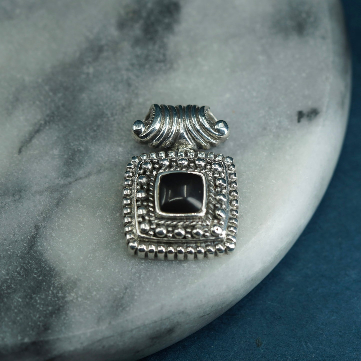 Vintage Sterling silver handmade pendant, 925 filigree bali square with onyx