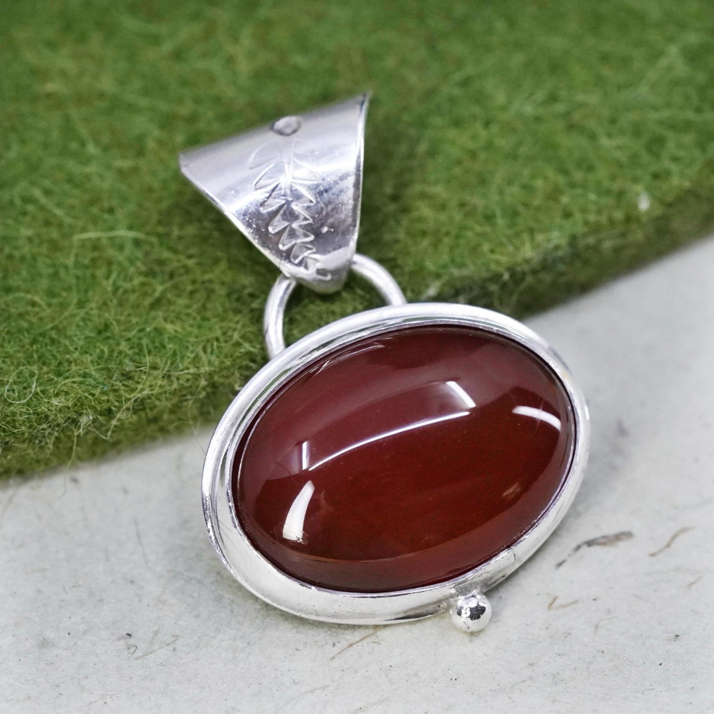 Vintage southwestern sterling silver 925 handmade oval pendant with carnelian