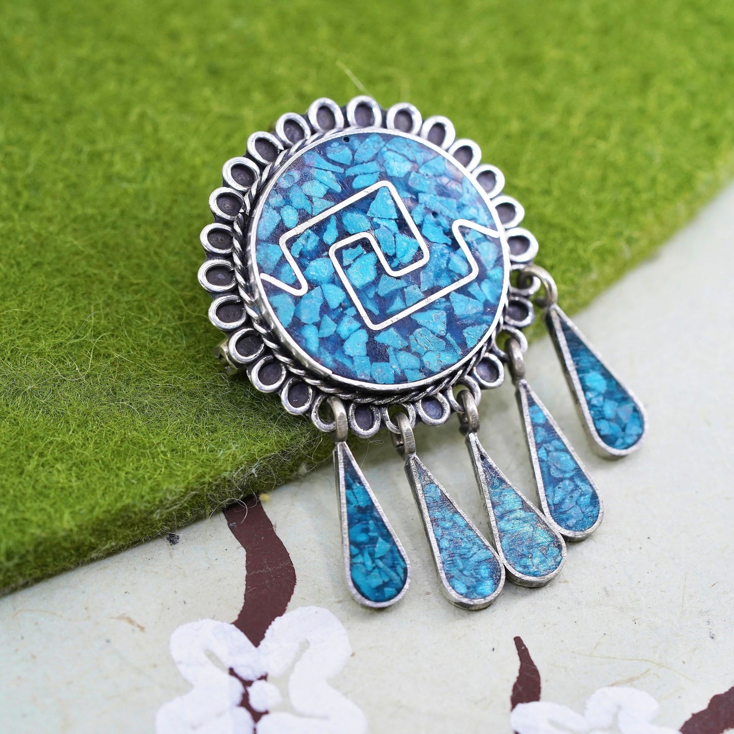 Mexican Sterling silver handmade brooch, 925 circle pin with teardrop turquoise