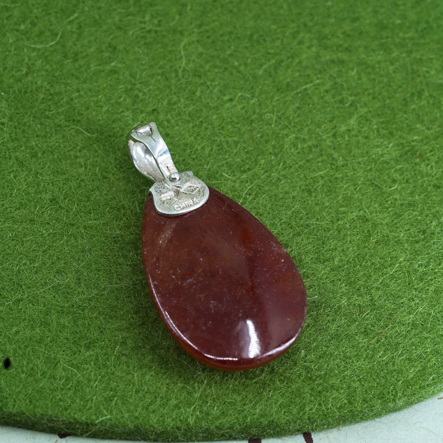 Vintage sterling silver 925 handmade teardrop pendant with carnelian