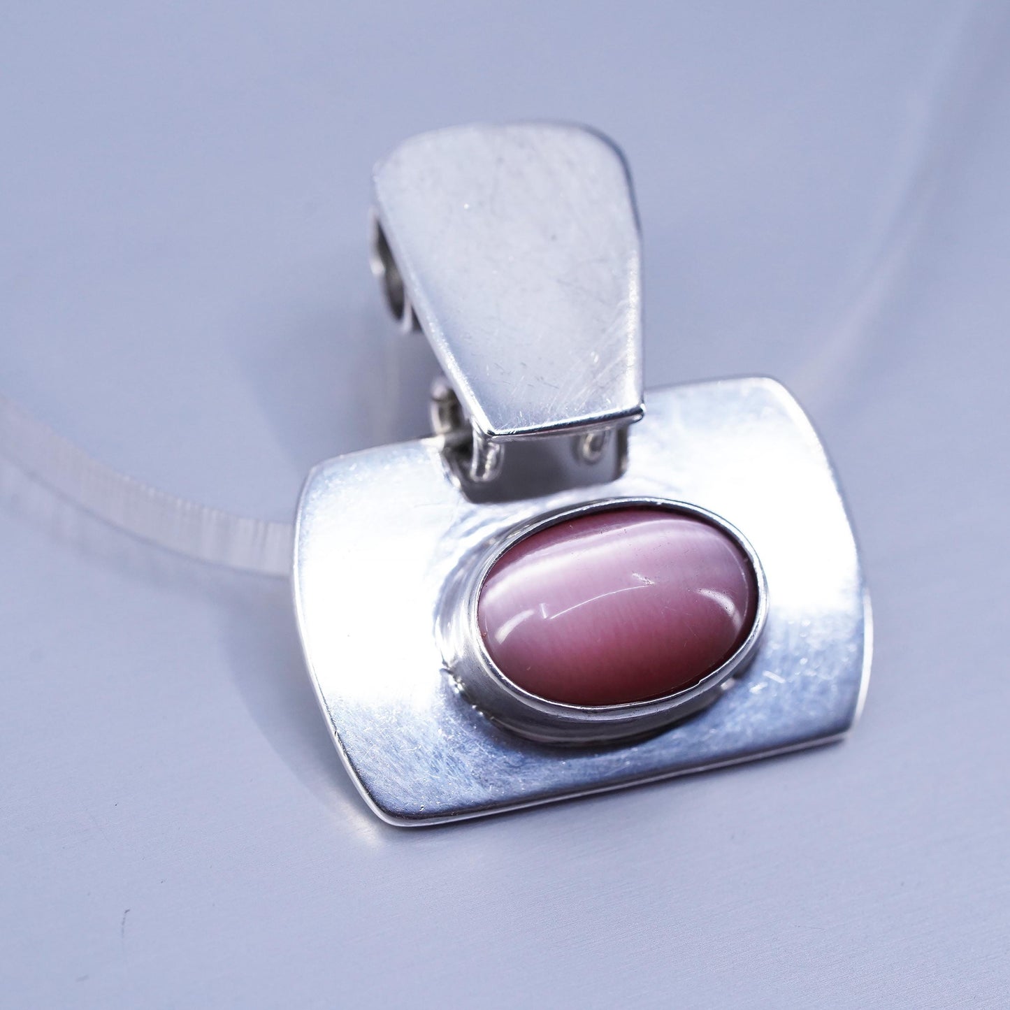 Vinatge Mexican sterling 925 silver handmade pendant with oval pink cat’s eye