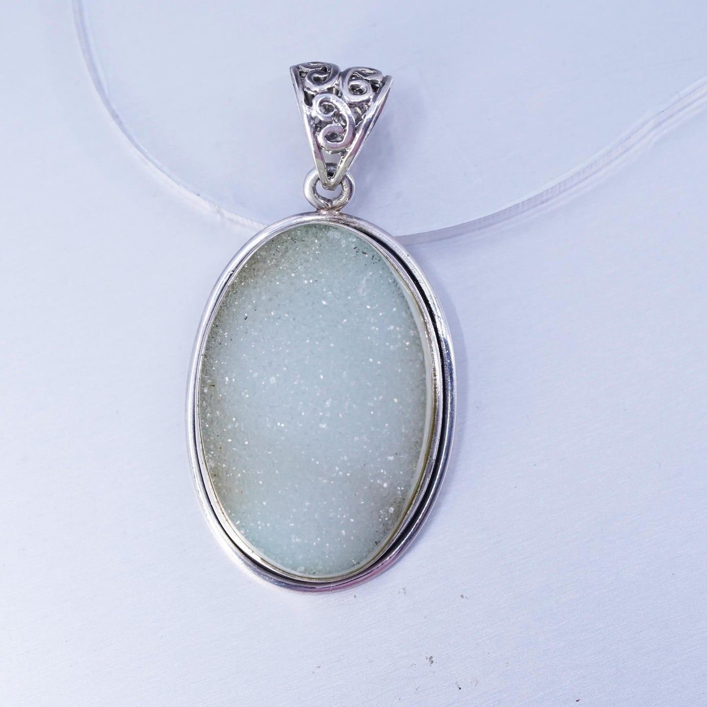 Vintage sterling 925 silver handmade oval pendant with green druzy stone