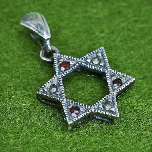 Vintage Sterling silver 925 hexagram star pendant with marcasite