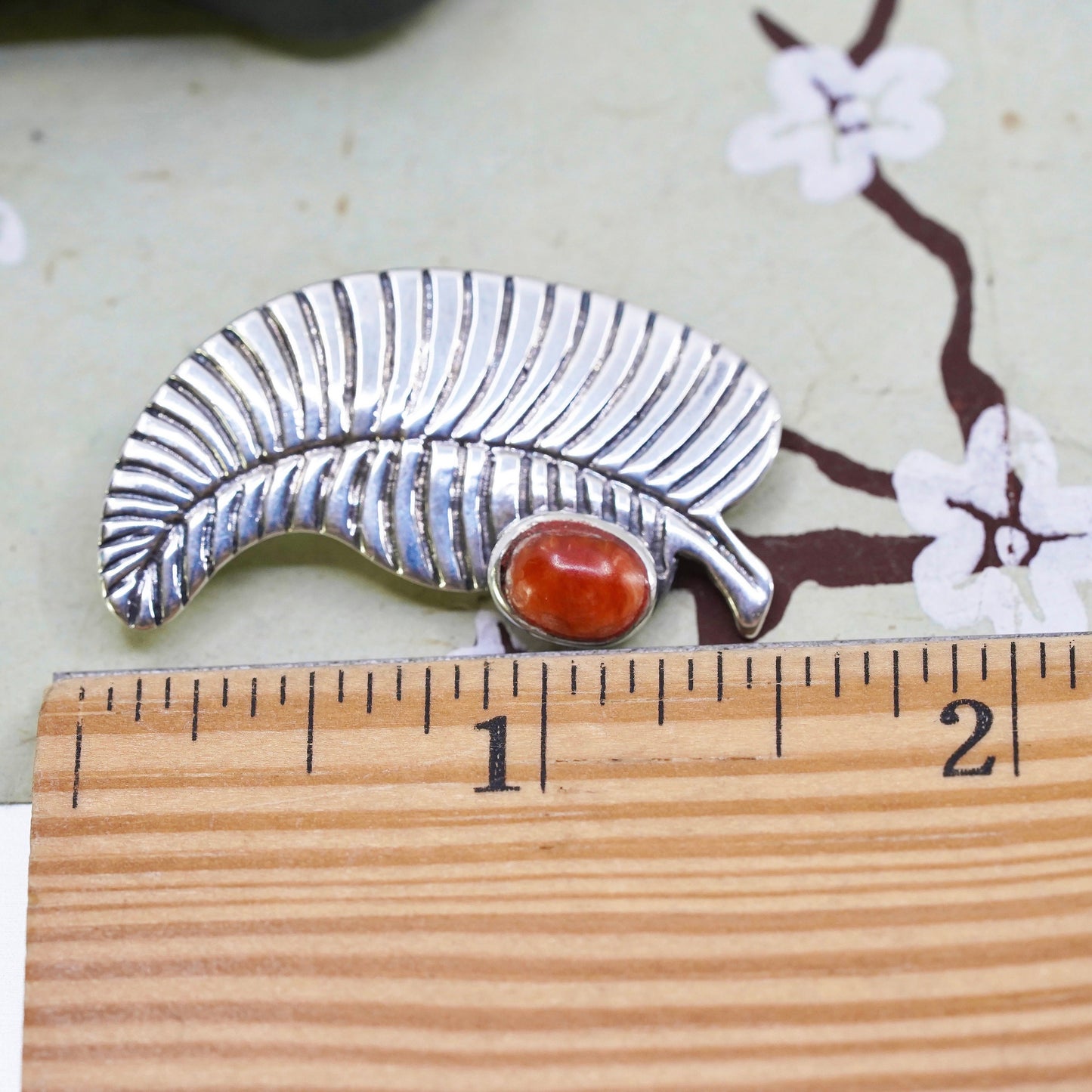 VTG Native American Navajo sterling silver 925 handmade leaf brooch with coral