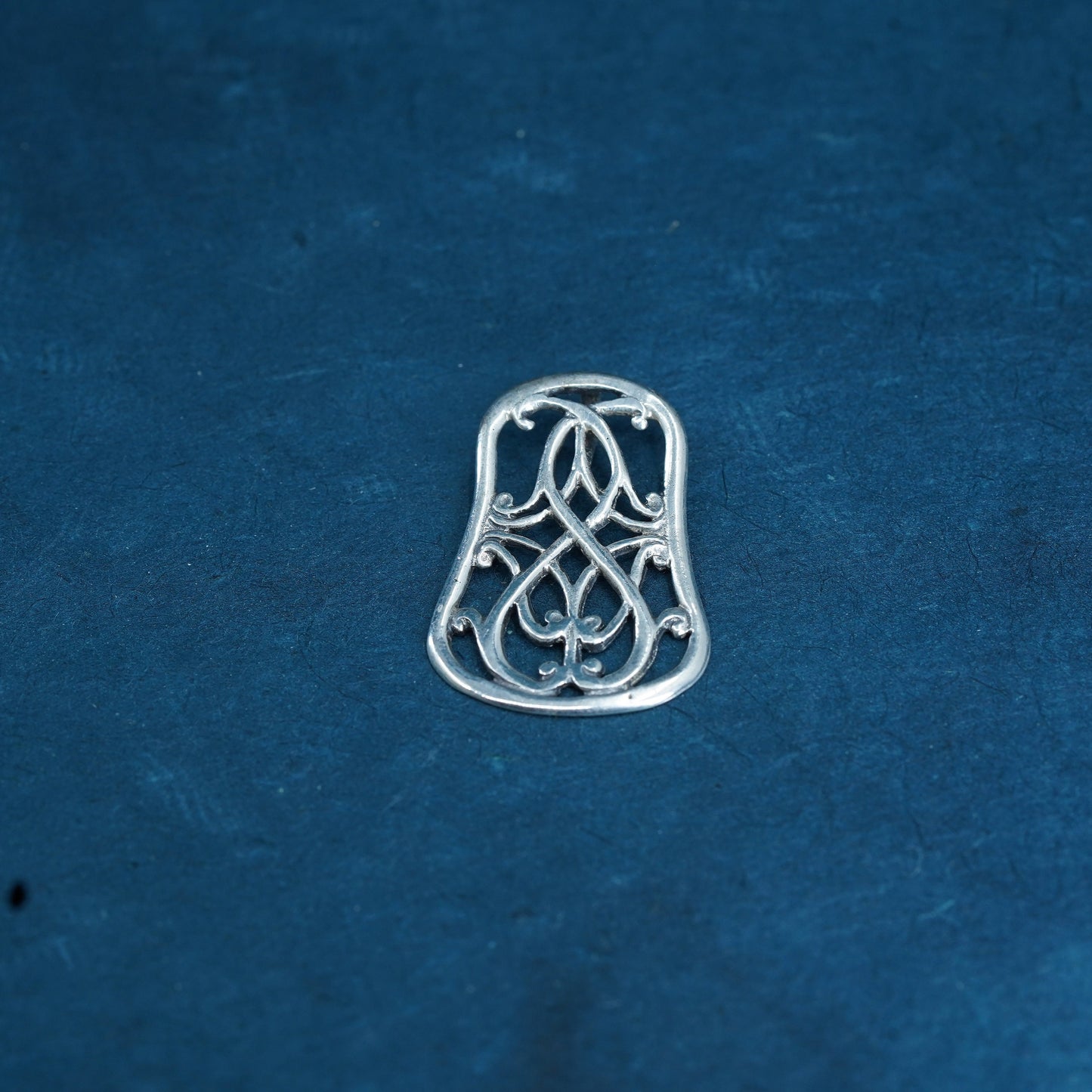 Irish Sterling silver handmade pendant, 925 Celtic knot charm