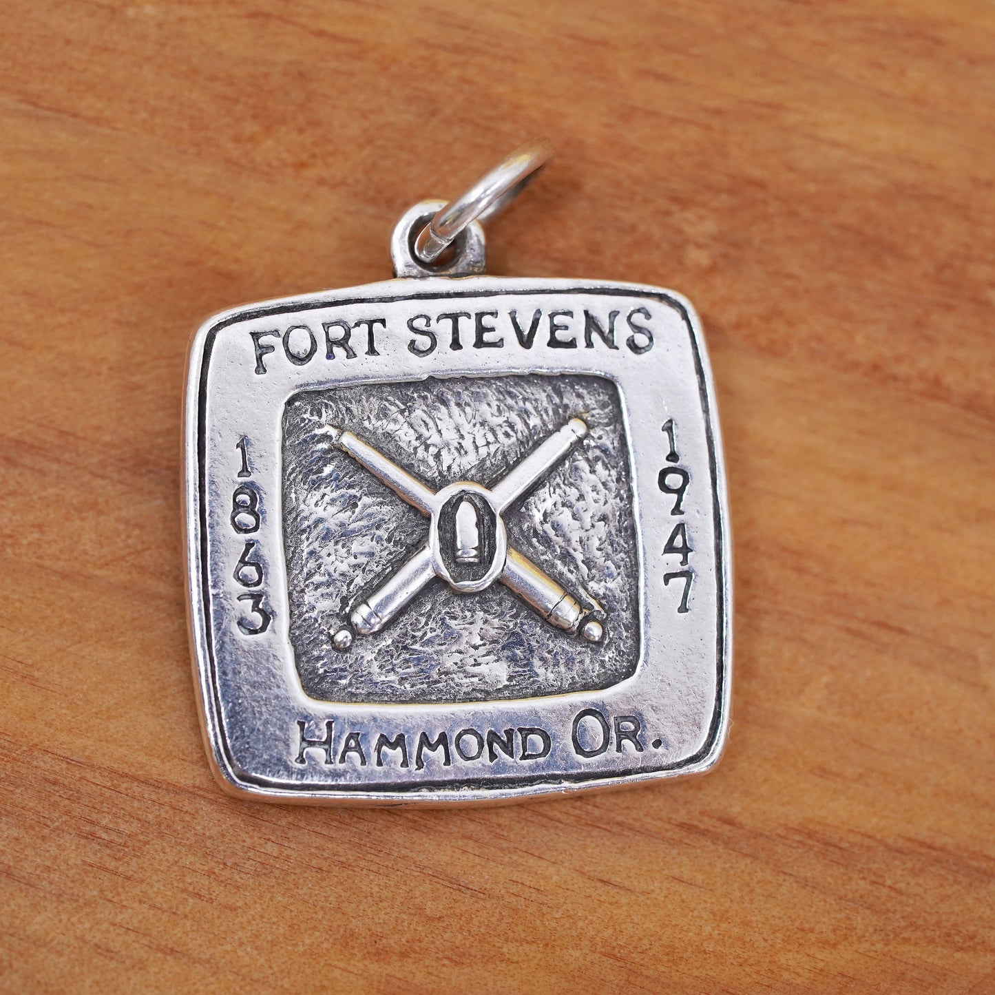 Vintage sterling silver handmade pendant, 925 tag “Fort Stevens Hammond”