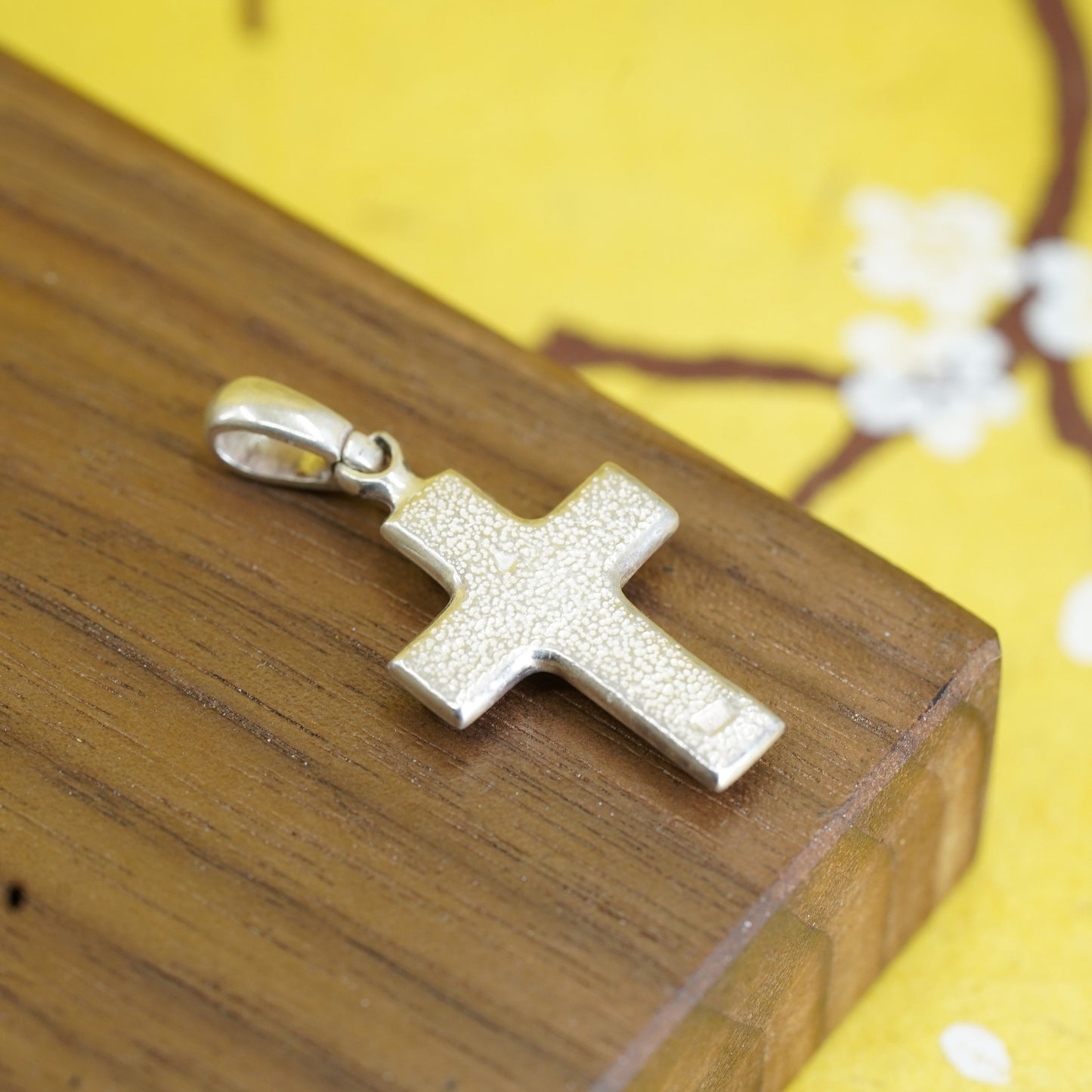 Vintage Sterling silver 925 handmade cross pendant with Amber