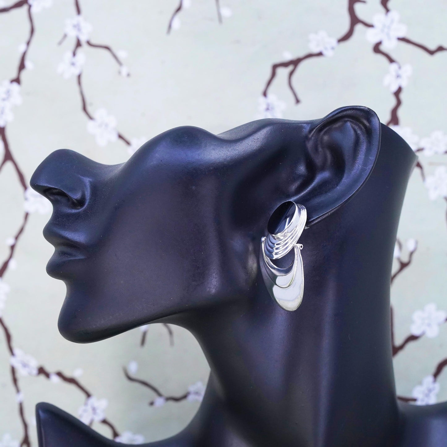 Vintage sterling 925 silver earrings, teardrop shaped black onyx, southwestern