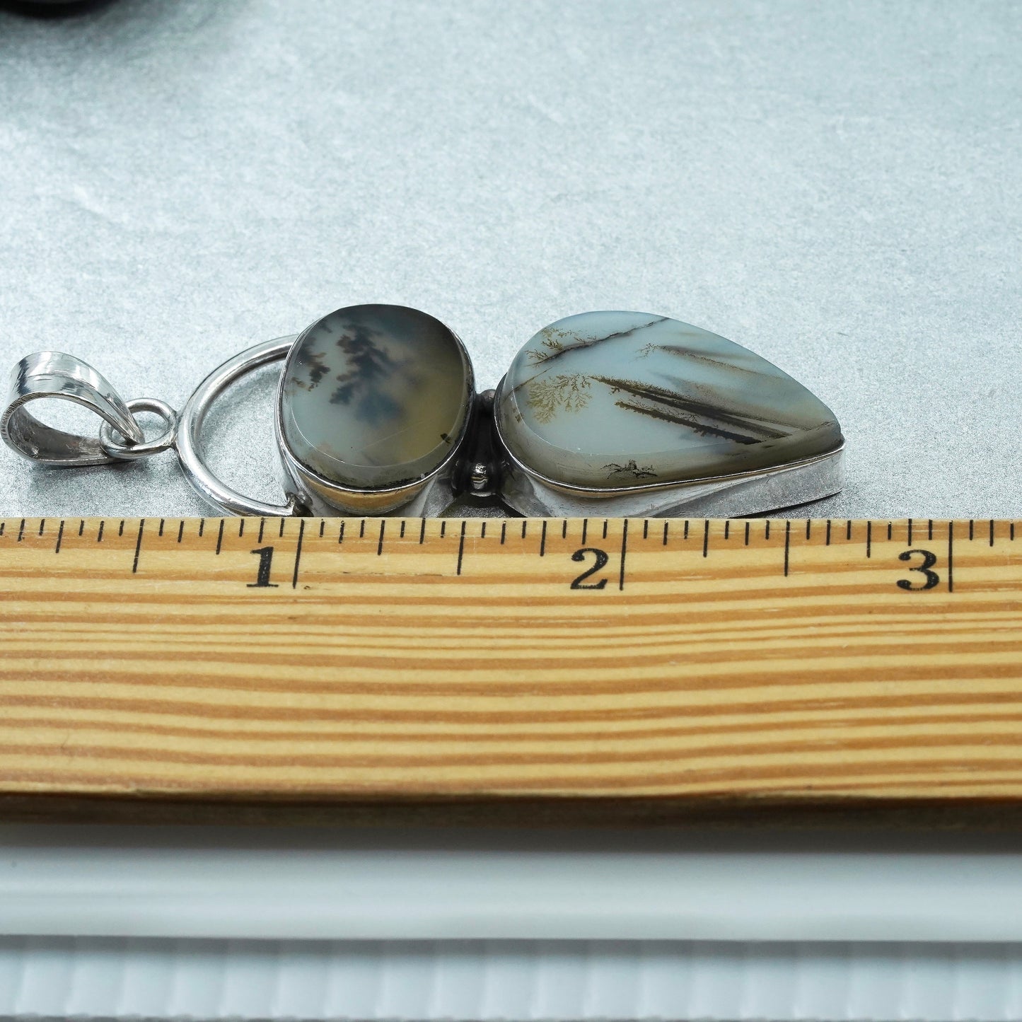 Vintage sterling 925 silver handmade pendant with teardrop dendritic agate