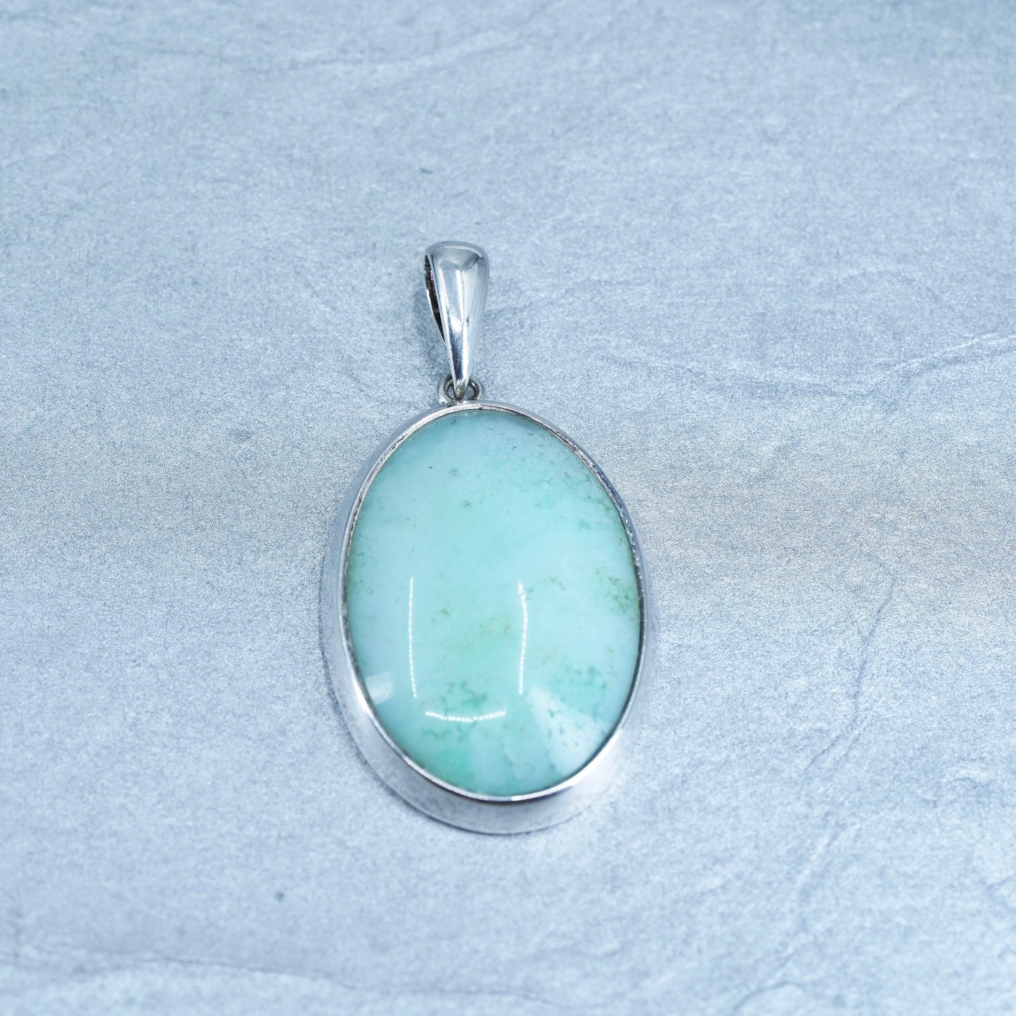 vintage sterling 925 silver handmade oval pendant with Larimar