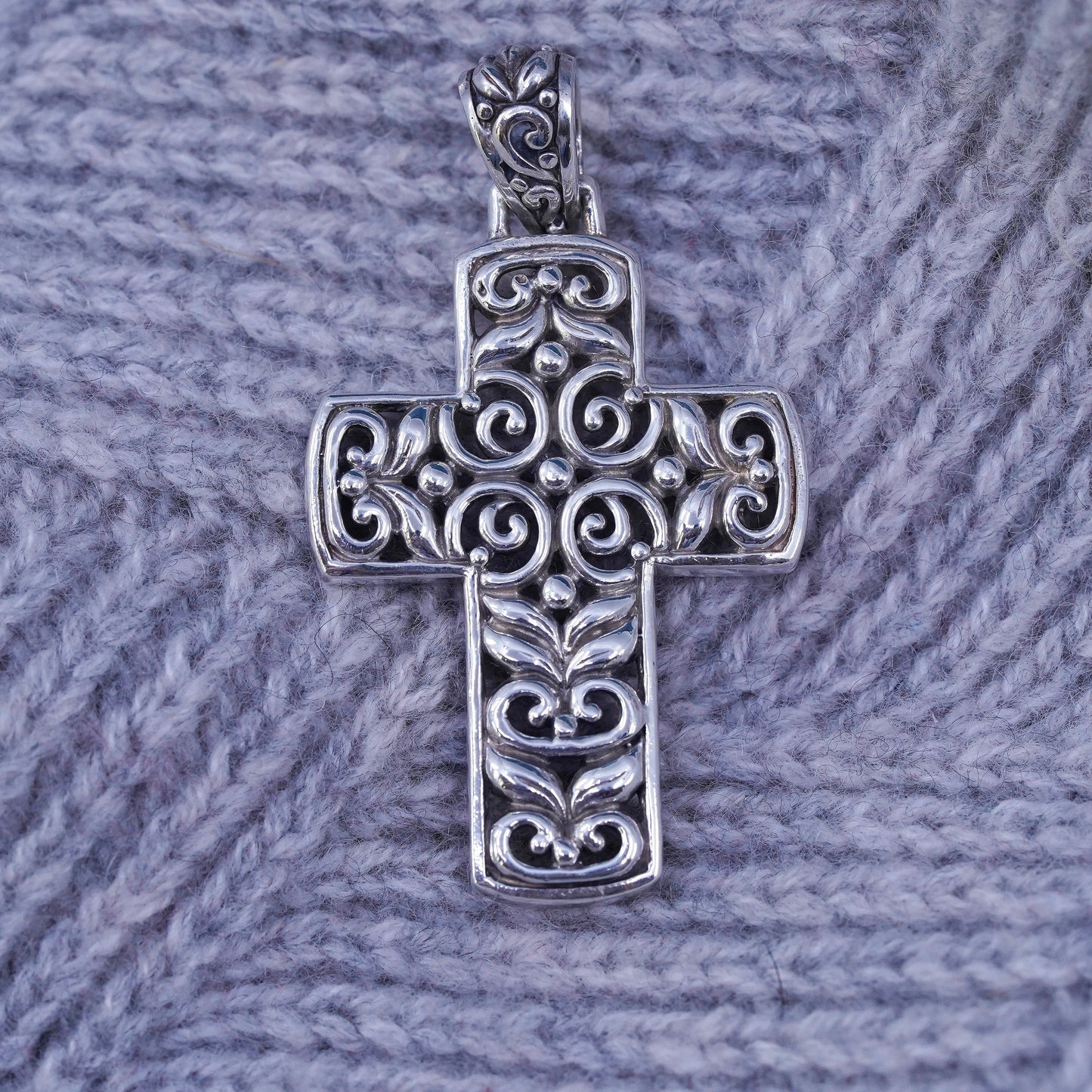 Vintage Sterling silver handmade pendant, 925 filigree cross charm