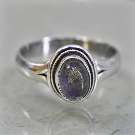 Size 3.5, vintage sterling 925 silver handmade stackable ring with moonstone