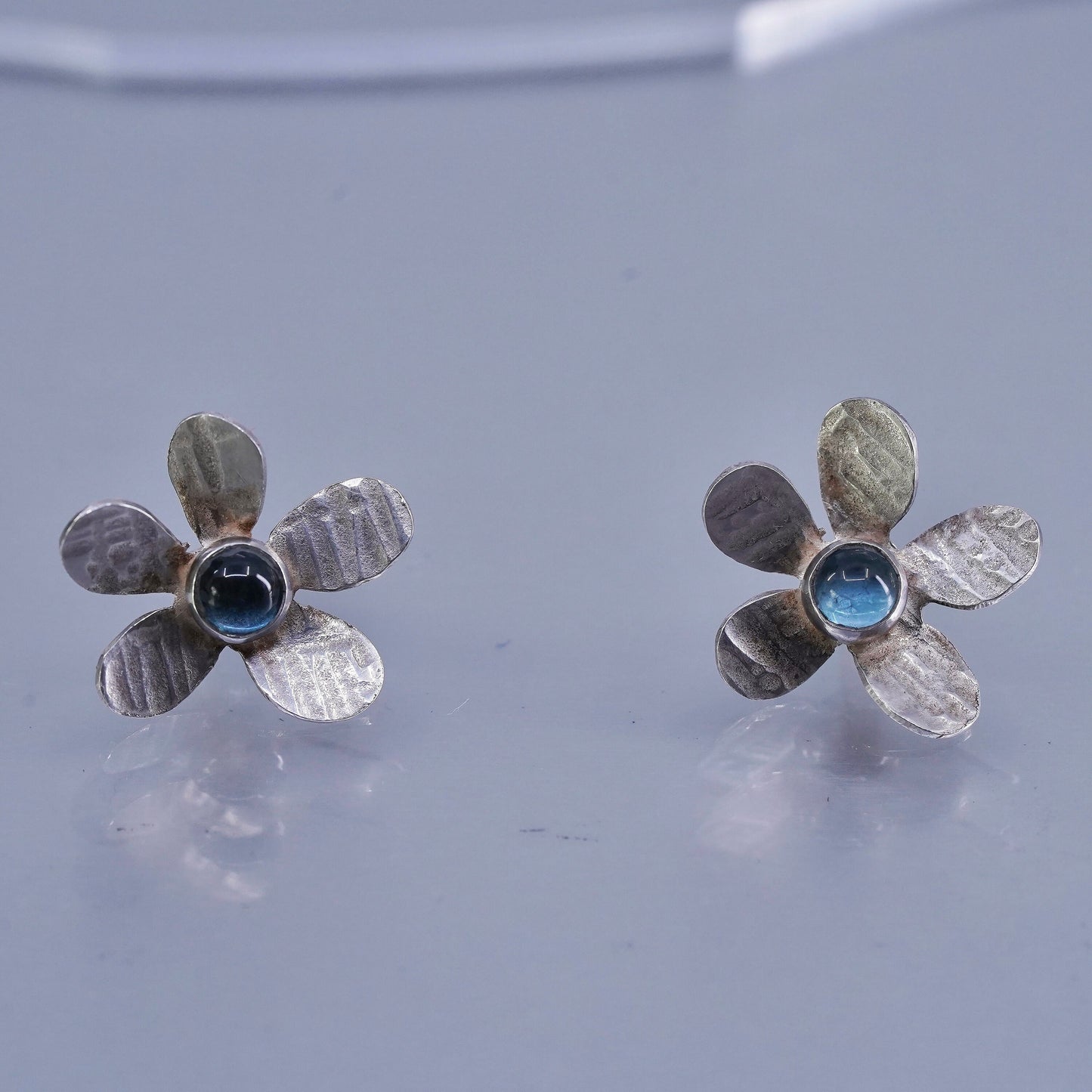 southwestern Sterling 925 silver handmade earrings, flower studs blue crystal