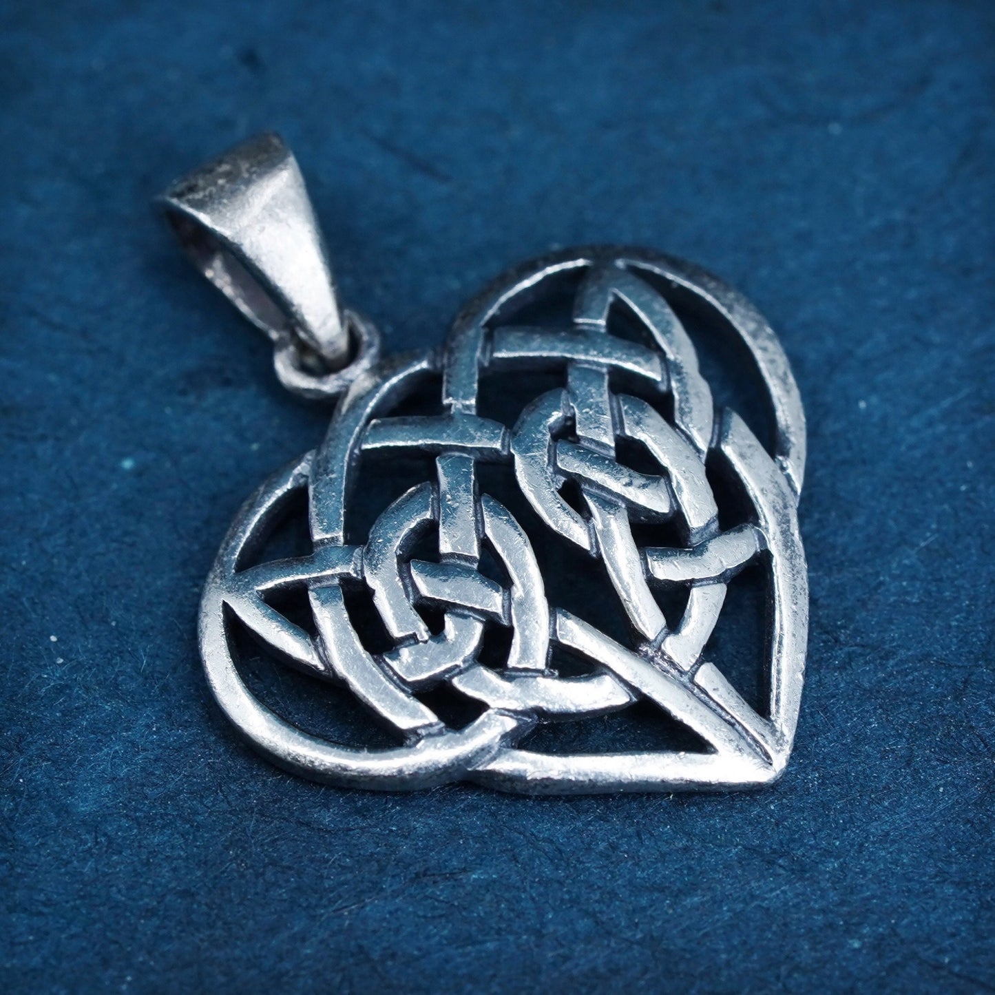 Irish Sterling silver handmade pendant, 925 Celtic knot heart charm