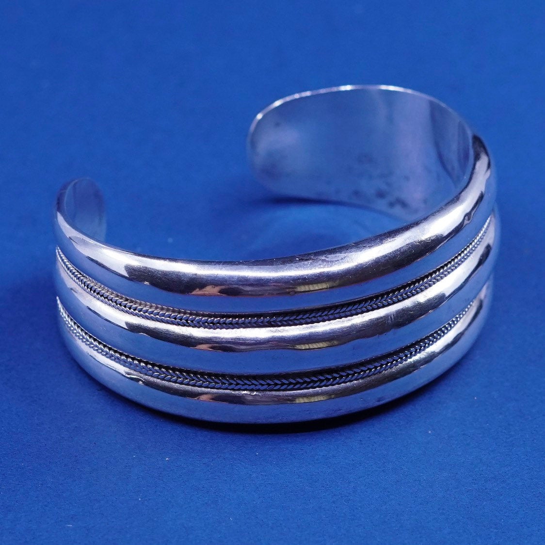 7", vtg Sterling silver handmade bracelet, 925 wide ribbed cuff