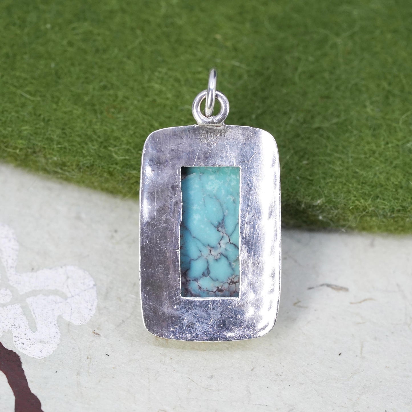 Native American Sterling silver 925 handmade pendant w/ spiderwebbed turquoise