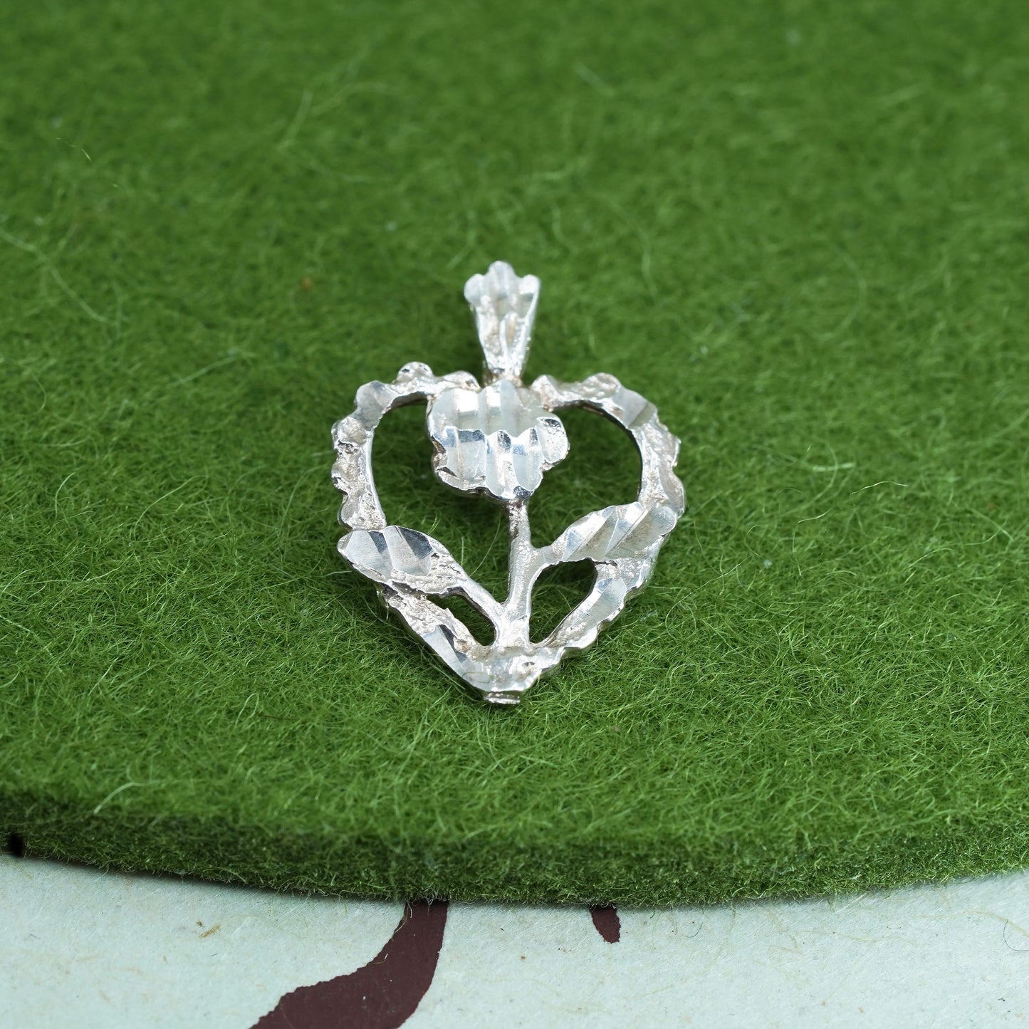 Vintage Sterling silver handmade pendant, 925 flower with heart frame