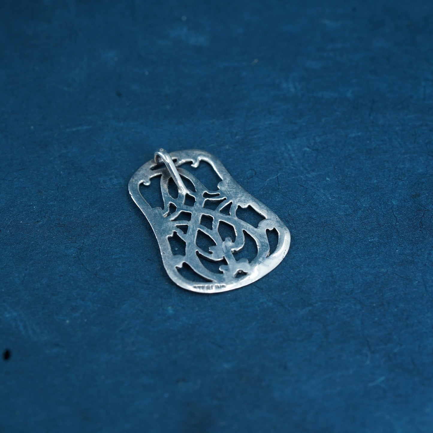 Irish Sterling silver handmade pendant, 925 Celtic knot charm