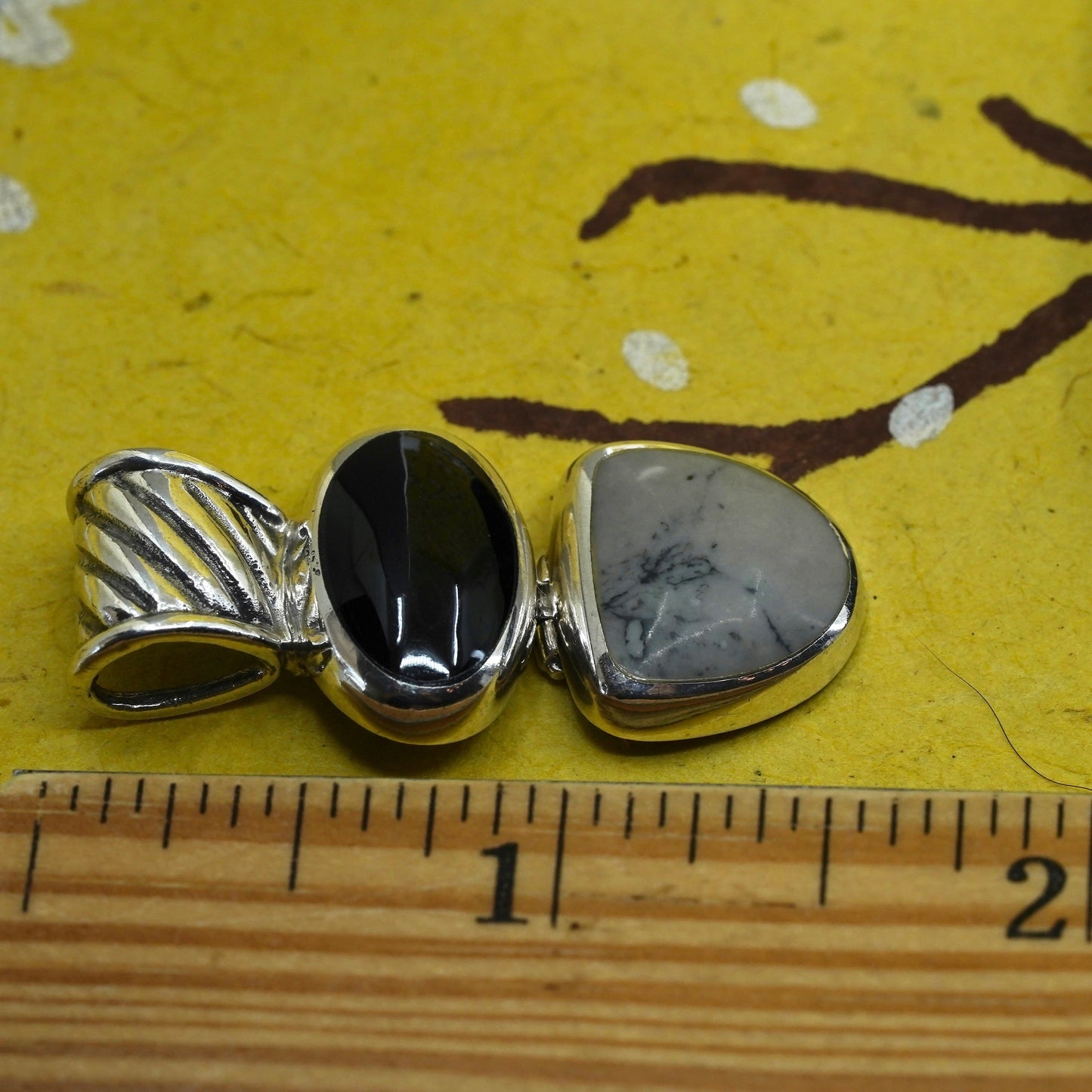 Vintage Sterling 925 silver handmade pendant with oval onyx rutilized quartz