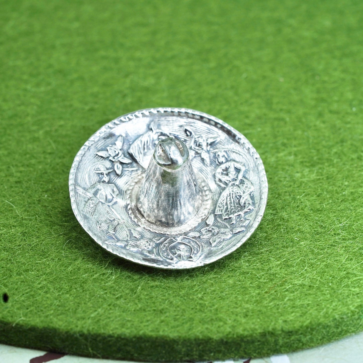 Mexican Hecho en sterling silver handmade pendant, 925 Sombrero Hat brooch