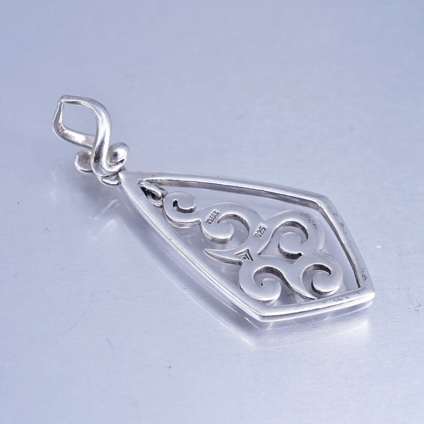 S1387. Whimsical Scroll Design Sterling Silver Pendant by Silpada. Vintage.