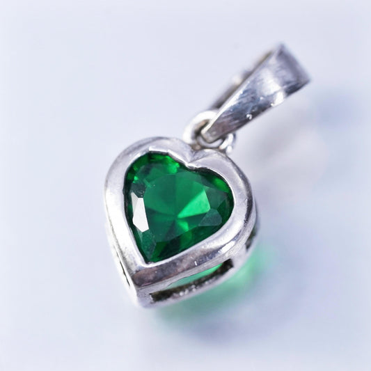 Vintage sterling 925 silver pendant with green crystal heart