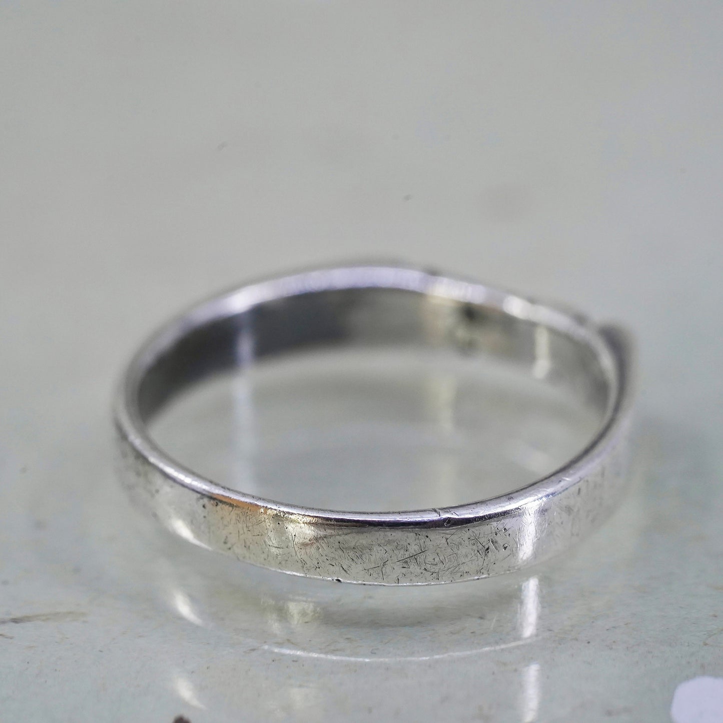 Size 8, vintage Sterling silver handmade ring, 925 name “Lauren” stackable band