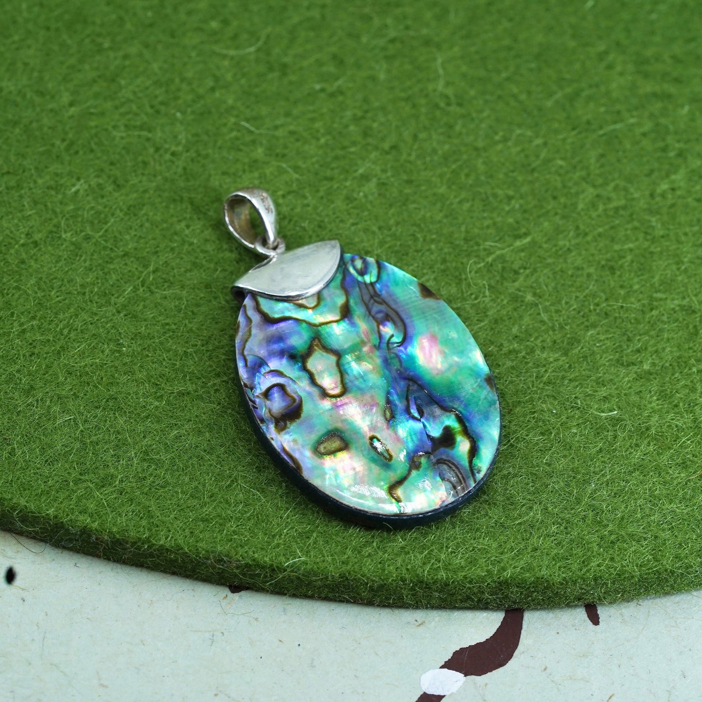 Vintage sterling 925 silver handmade oval pendant with abalone inlay