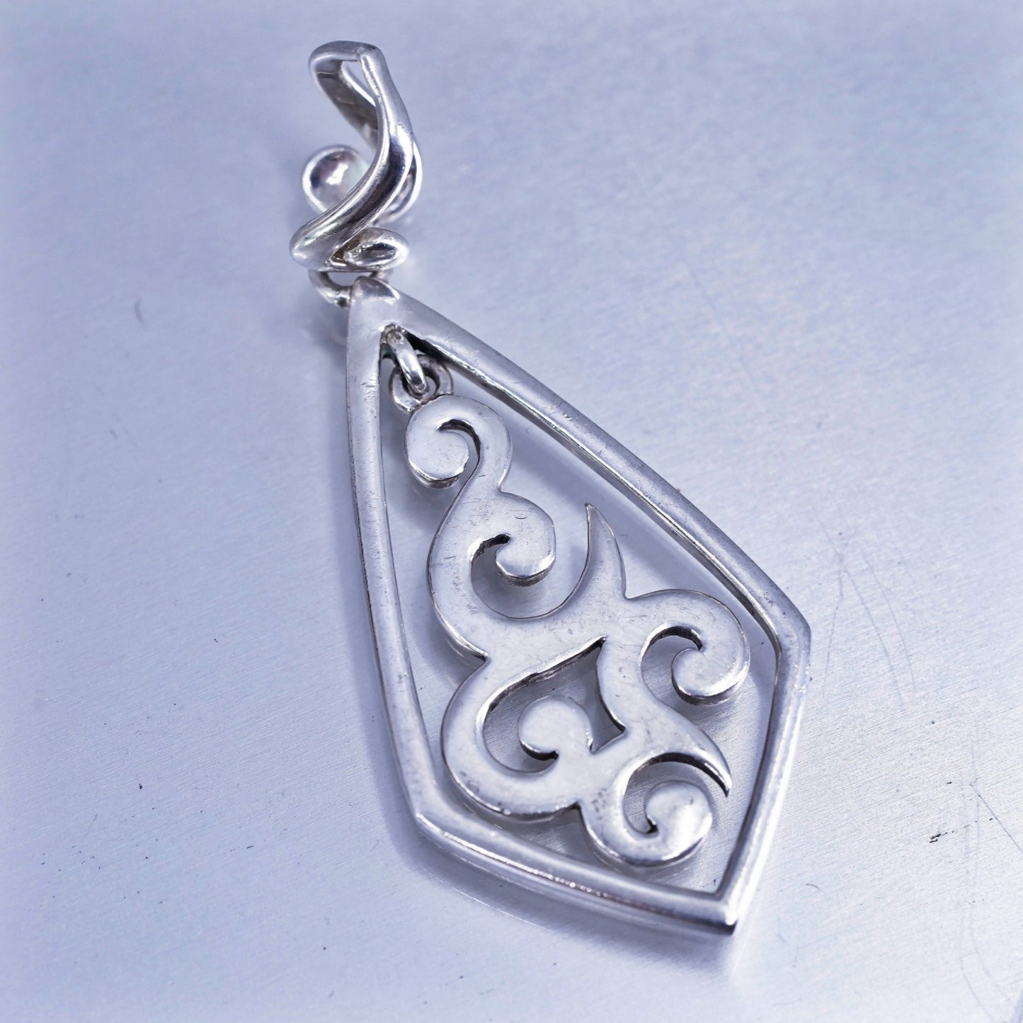 S1387. Whimsical Scroll Design Sterling Silver Pendant by Silpada. Vintage.