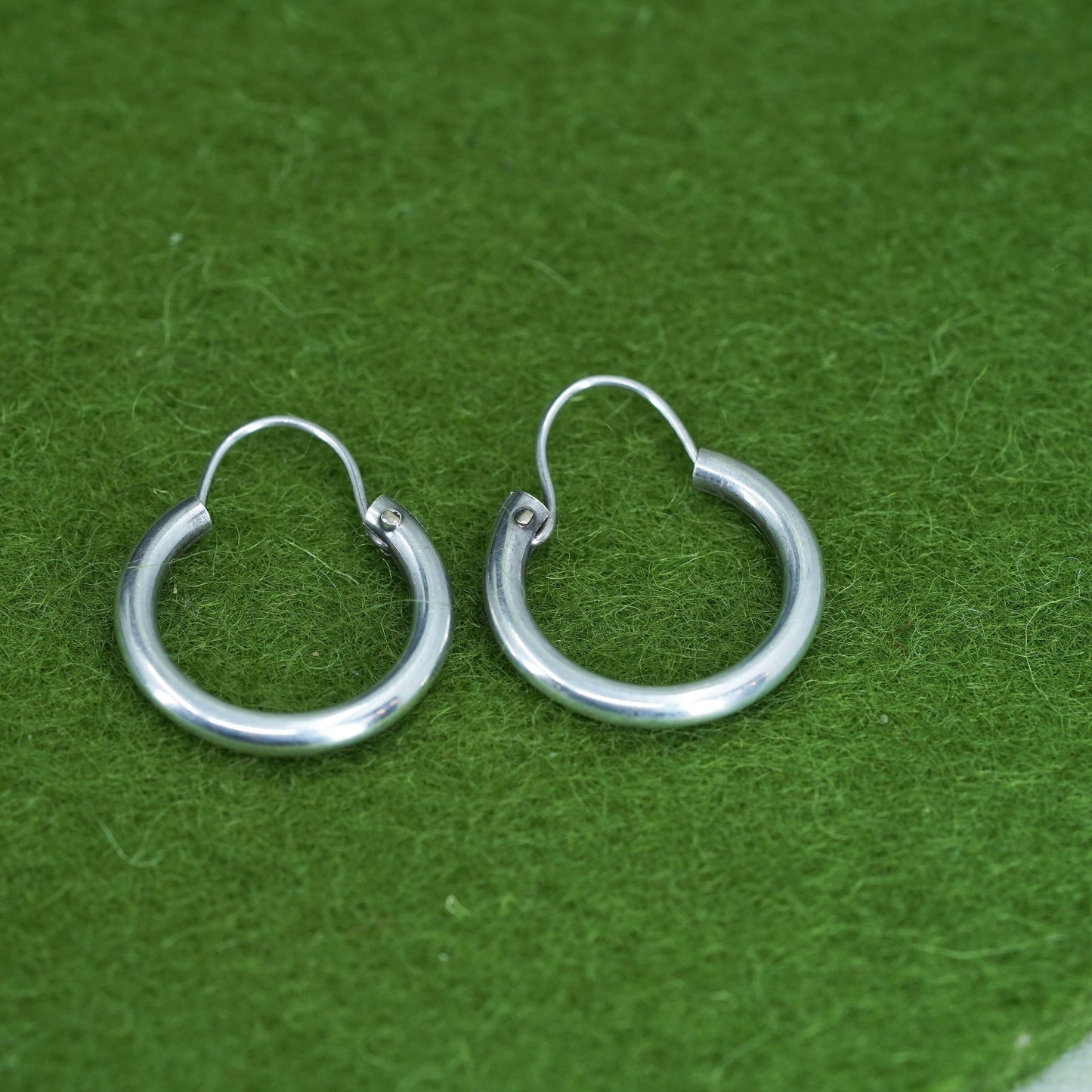 0.5", Vintage sterling silver loop earrings, fashion, fine 925 silver hoops