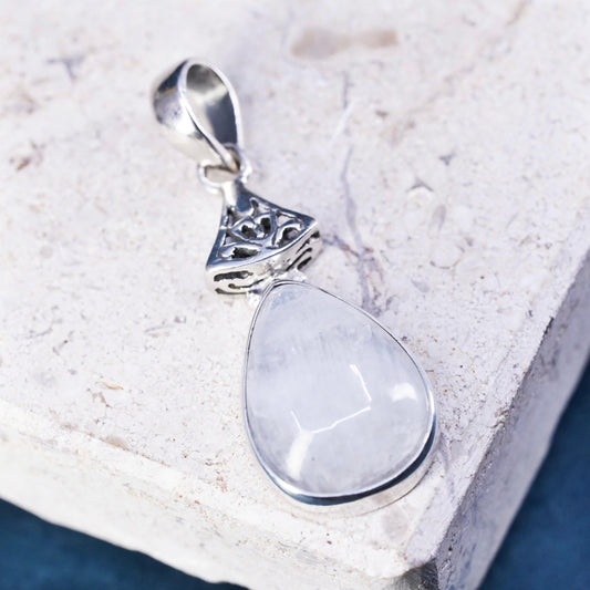 Vintage Sterling 925 silver handmade pendant with teardrop moonstone