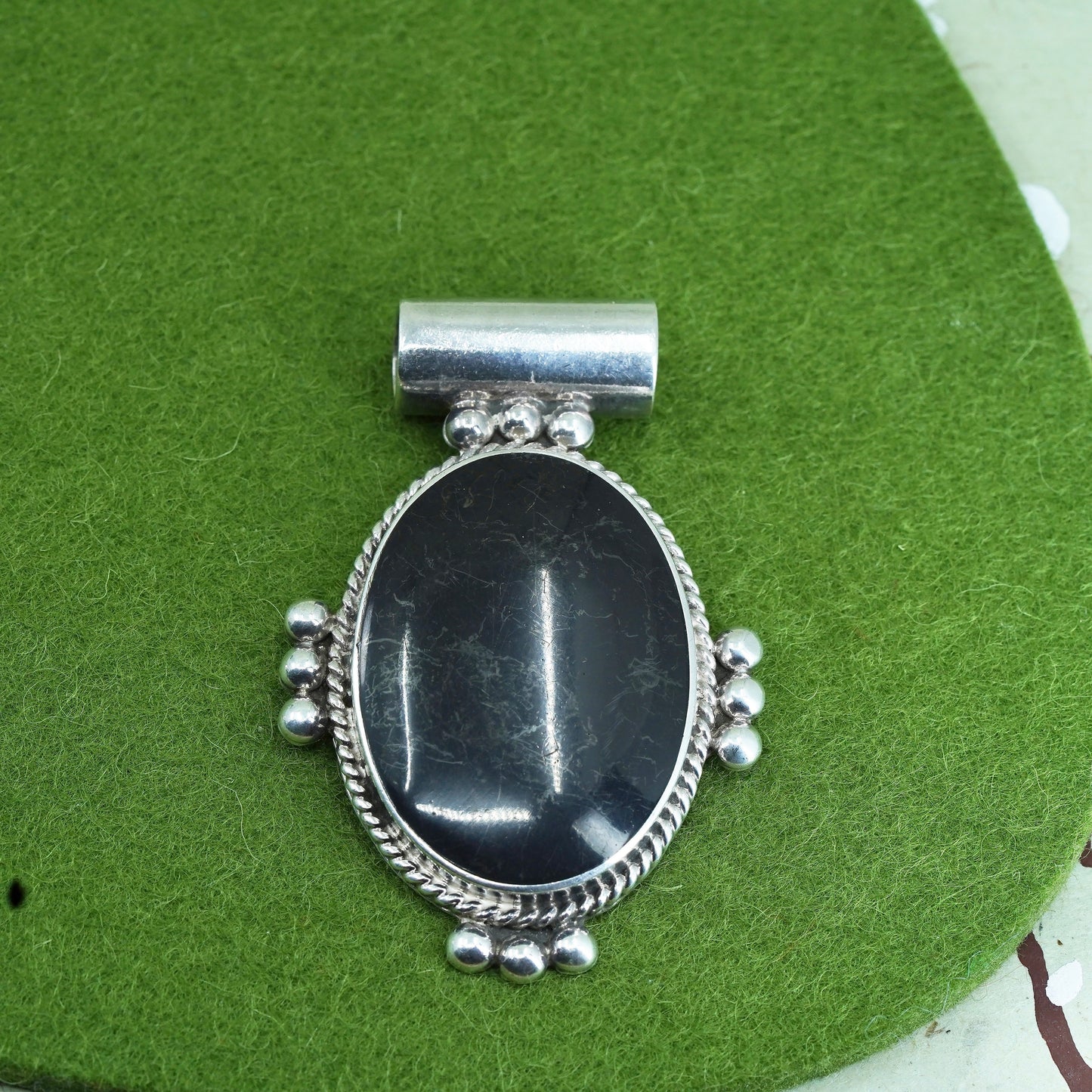 VTG Talleres Lagunas Mexico sterling 925 silver round pendant with black onyx