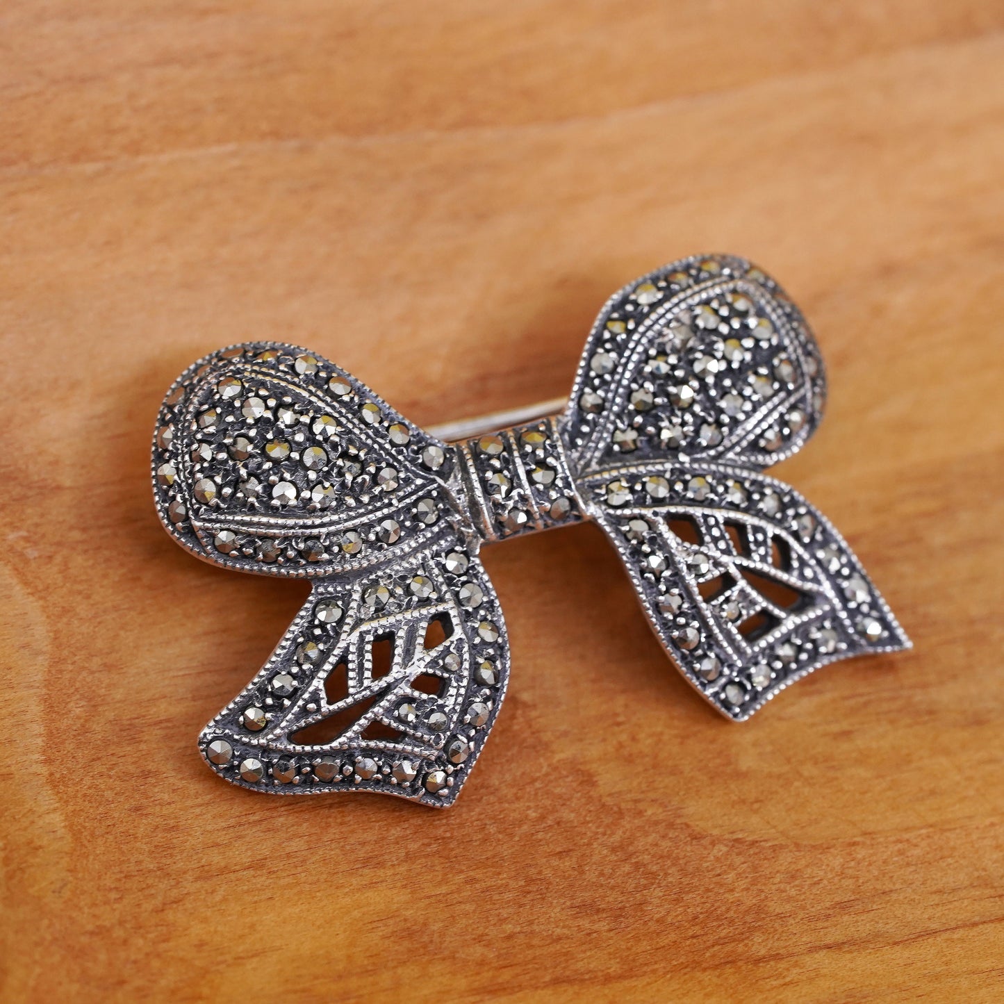 Judith Jack handmade sterling silver brooch, 925 ribbon bow tie with marcasite