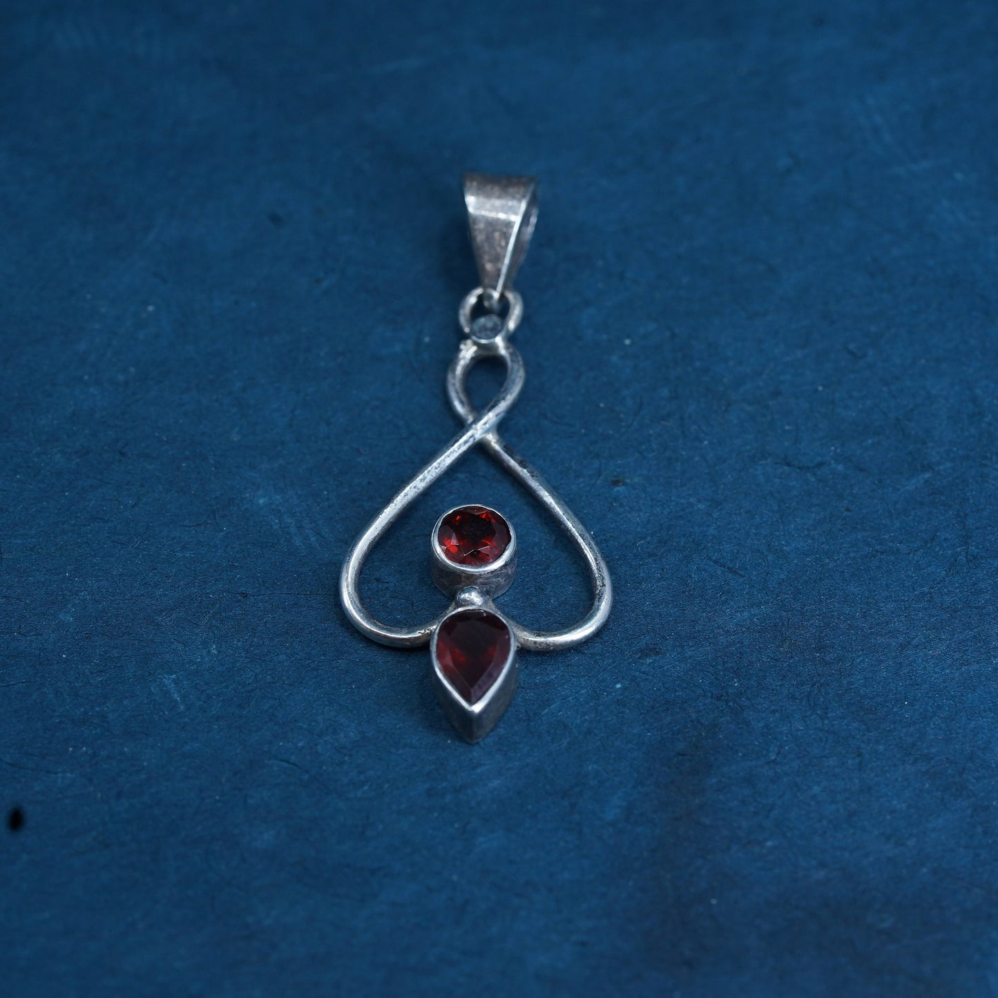 Vintage Sterling 925 silver handmade pendant with teardrop ruby