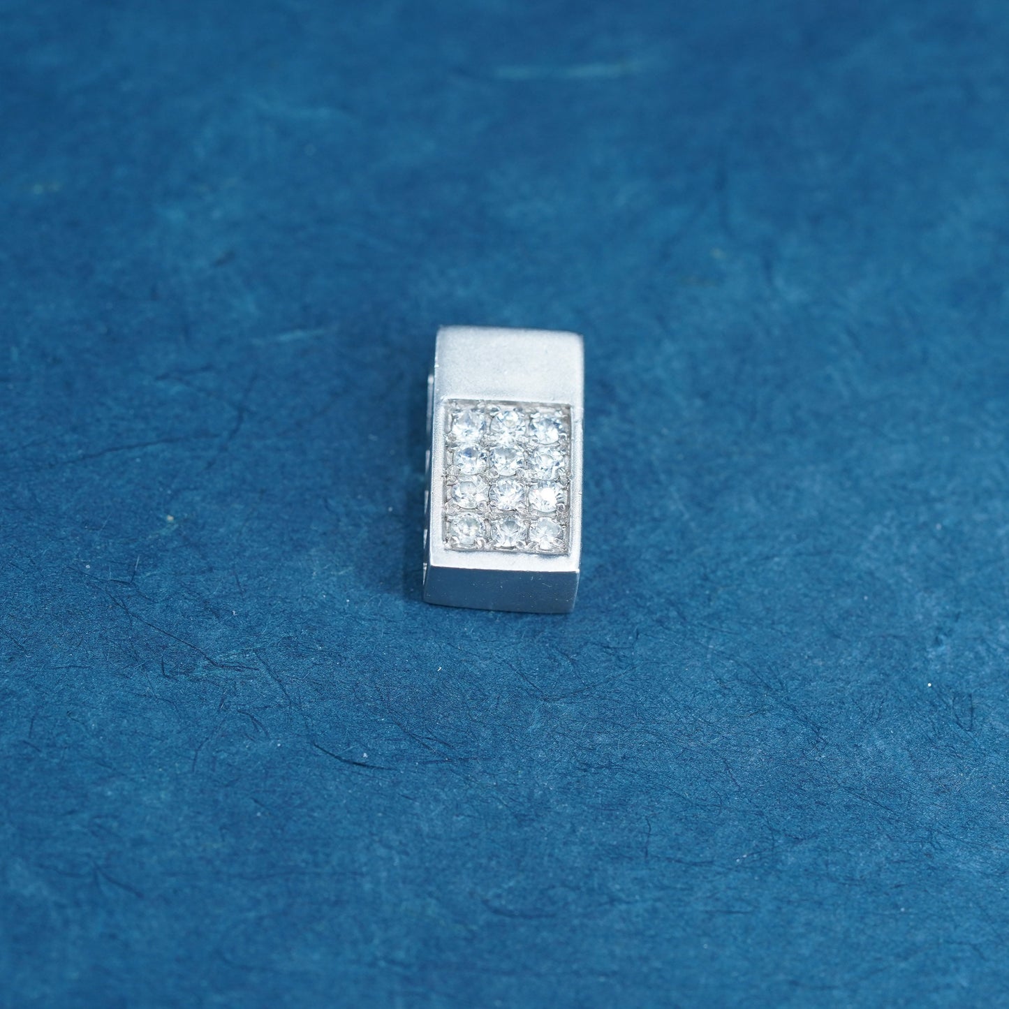 Vintage modern Sterling silver 925 rectangular pendant with cluster Cz details