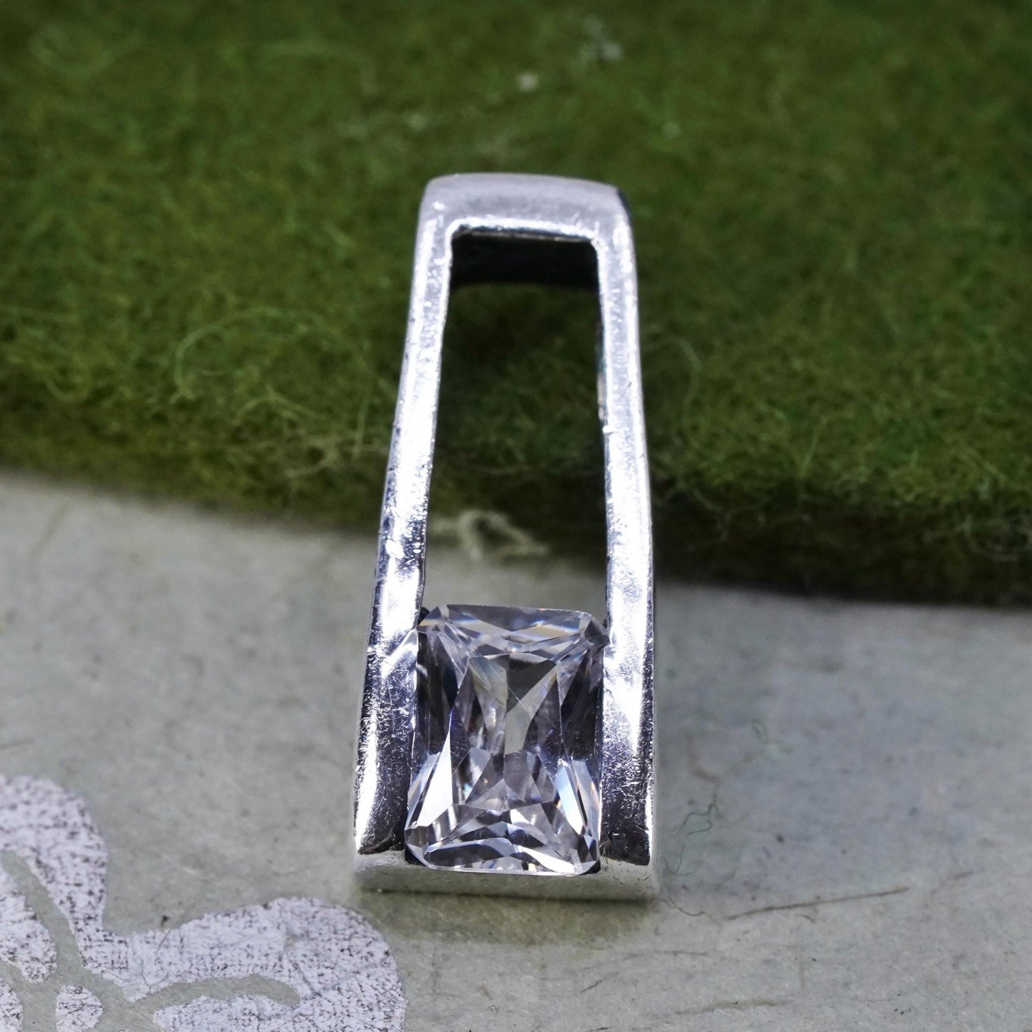 Vintage modern sterling 925 silver cz crystal pendant