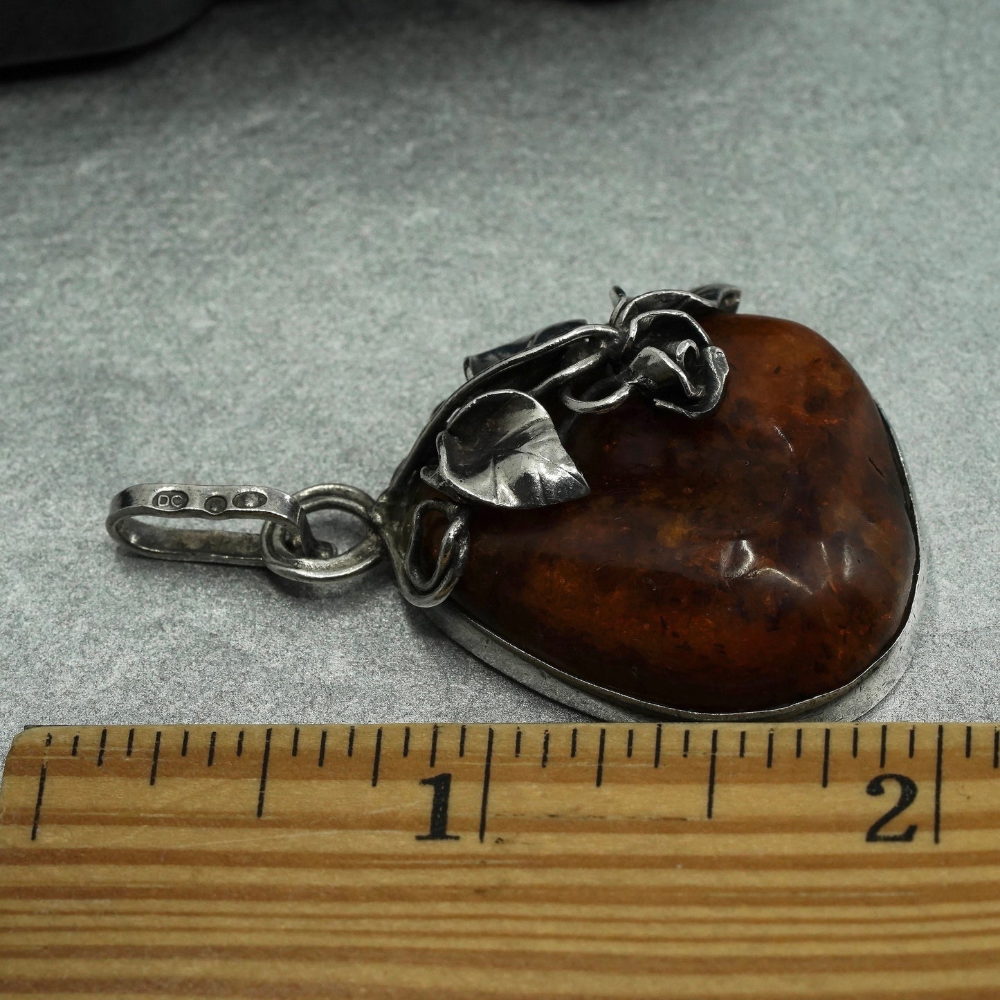 Vintage southwestern sterling 925 silver handmade pendant with amber and leaves