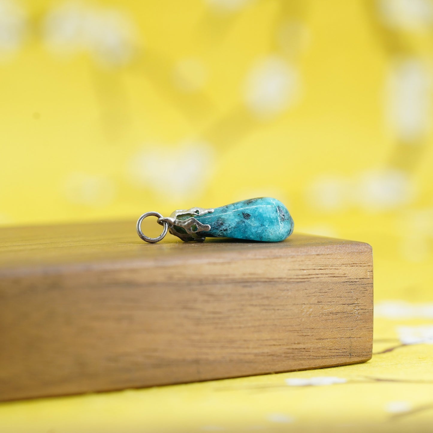 Vintage Sterling 925 silver handmade pendant with nugget Chrysocolla in Quartz