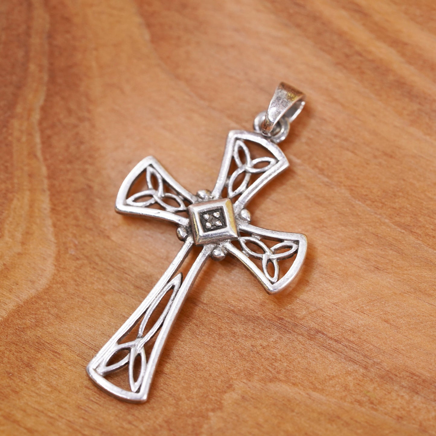 Vintage Sterling silver handmade pendant, 925 filigree cross