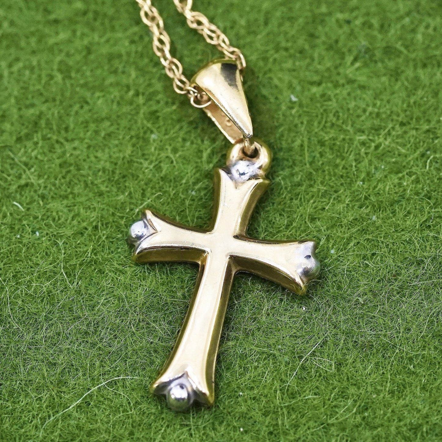 18”, vermeil yellow gold Sterling silver necklace, 925 Singapore cross pendant