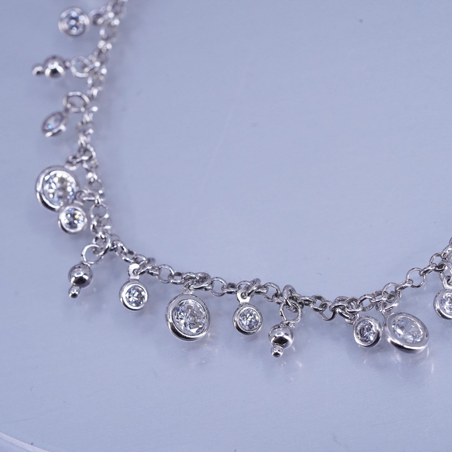 7.5”. Jewelry Sterling 925 silver bracelet, circle chain with cluster cz charms