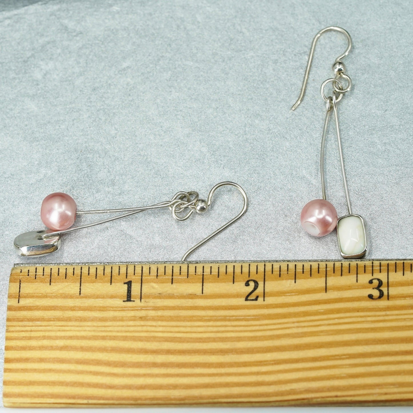 Vintage Sterling 925 silver earrings with pink pearl beads and howlite