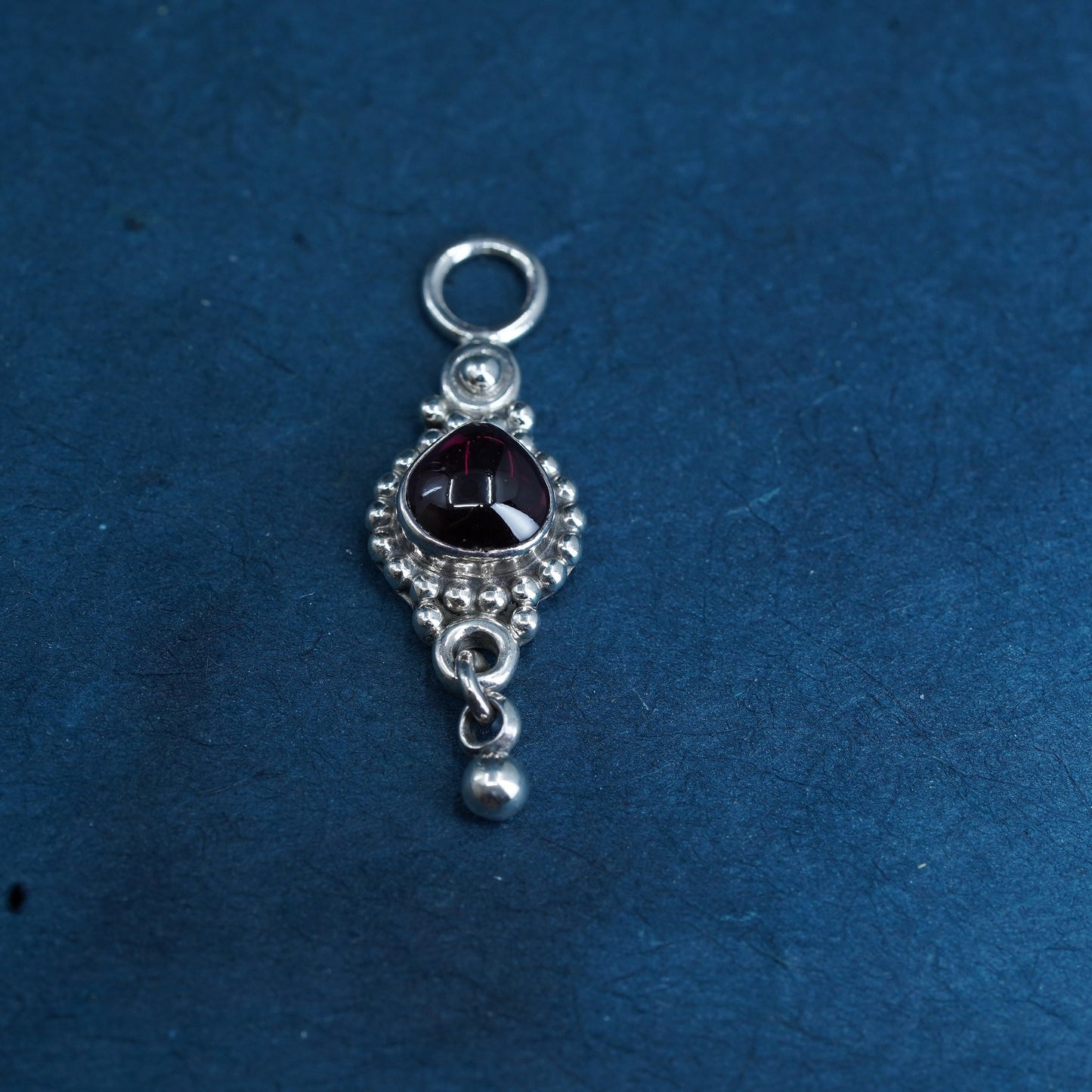 Vintage DP Sterling 925 silver handmade pendant with garnet and beads around